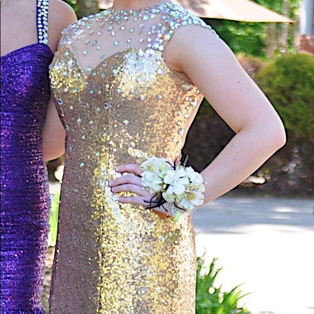 Prom Dress - Picture 3 of 3